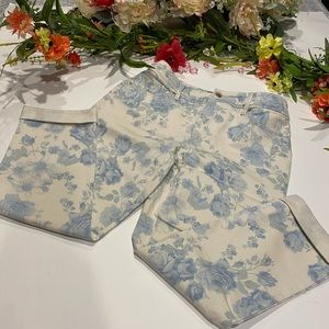 Chicos’s Crop So Slimming Jeans Blue Floral
